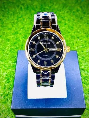 Mens Quartz Water Resistant Watch Stylish Durable