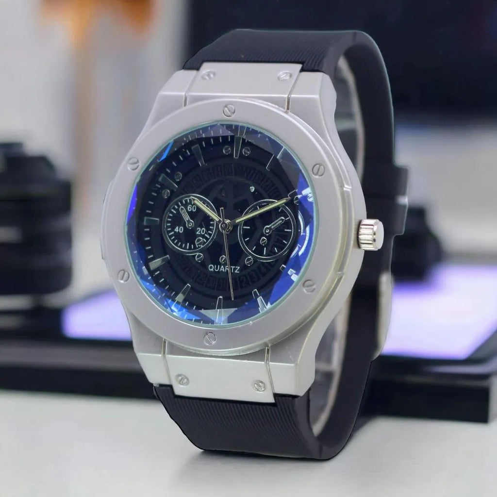 Mens Quartz Silicone Strap Watch Round Dial Water Resistant